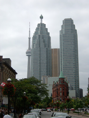 Centrum Toronto - stare i nowe