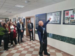 A. Lizakowski na wystawie Czesław Miłosz w Ameryce Fot. Roman. Adamski